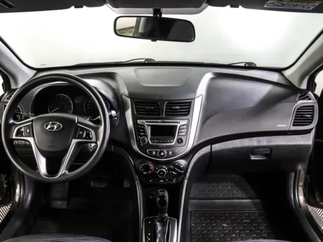 Hyundai Solaris, I Рестайлинг — фото 15