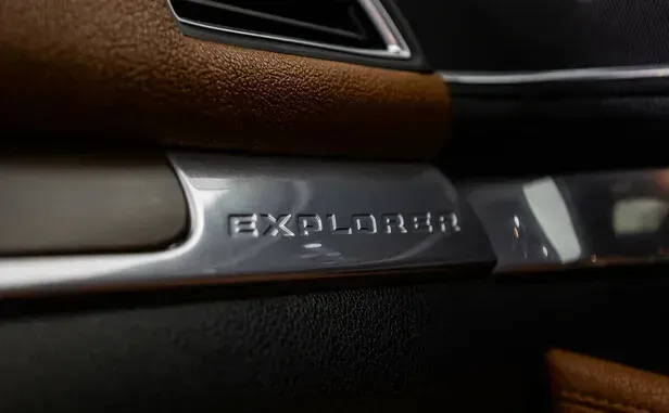 Ford Explorer, V Рестайлинг — фото 14