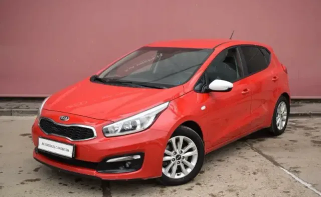 Kia Ceed, II Рестайлинг — фото 2