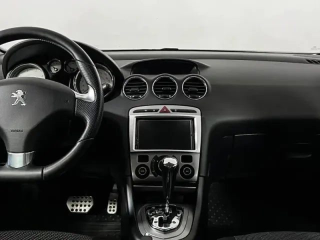 Peugeot 408, II — фото 10