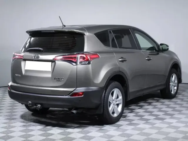 Toyota RAV4, IV (XA40) Рестайлинг — фото 5