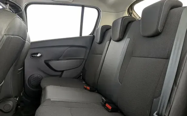 Renault Sandero, II Рестайлинг — фото 7