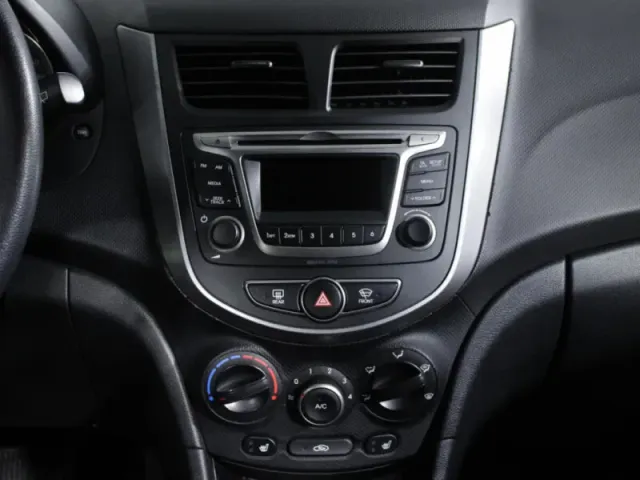 Hyundai Solaris, I Рестайлинг — фото 14