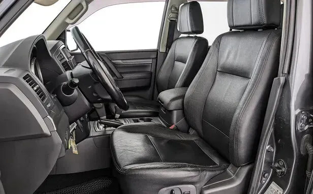 Mitsubishi Pajero, IV Рестайлинг 1 — фото 9
