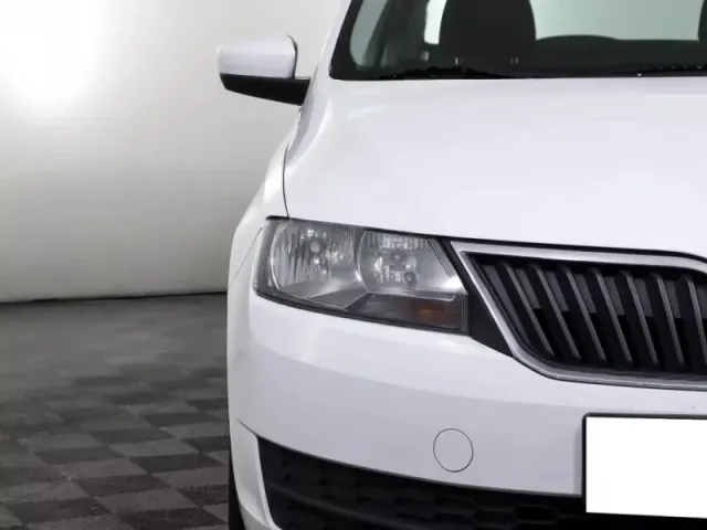 Skoda Rapid, I — фото 9