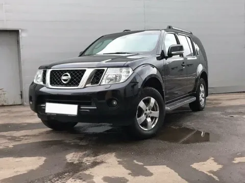 Nissan Pathfinder, III — фото 1