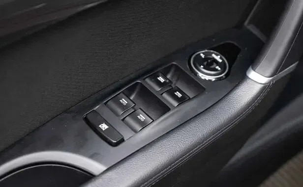Hyundai i40, I Рестайлинг — фото 16
