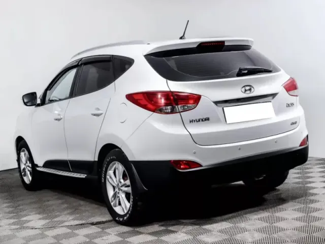 Hyundai ix35, I — фото 6