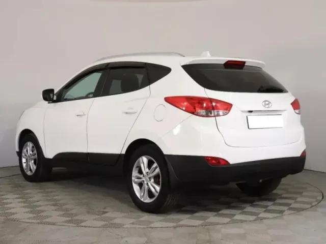 Hyundai ix35, I — фото 7