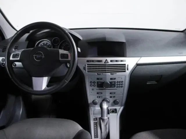 Opel Astra, H Рестайлинг — фото 13