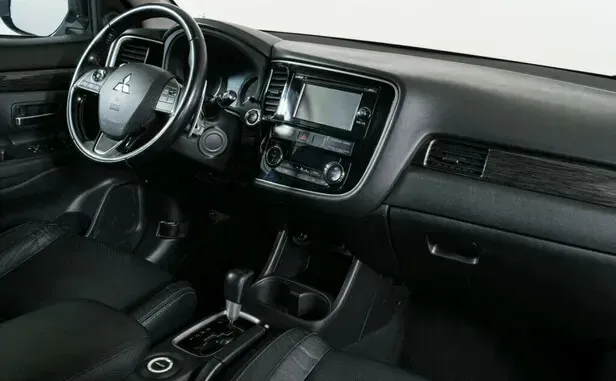 Mitsubishi Outlander, III Рестайлинг 2 — фото 6