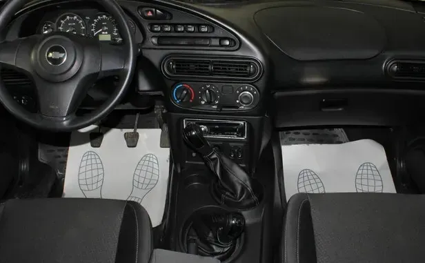 Chevrolet Niva, I Рестайлинг — фото 5