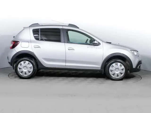 Renault Sandero, II Рестайлинг — фото 4