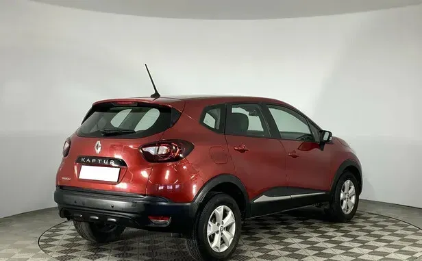 Renault Kaptur, I Рестайлинг — фото 2