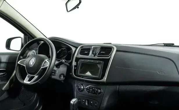 Renault Logan, II Рестайлинг — фото 6