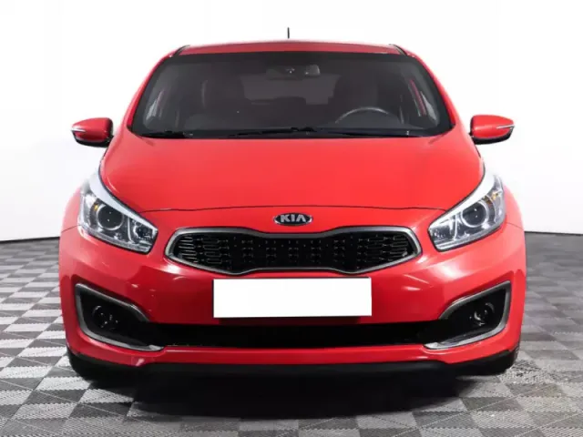 Kia Ceed, II Рестайлинг — фото 2
