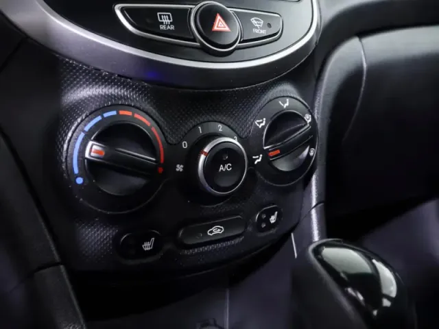 Hyundai Solaris, I Рестайлинг — фото 17
