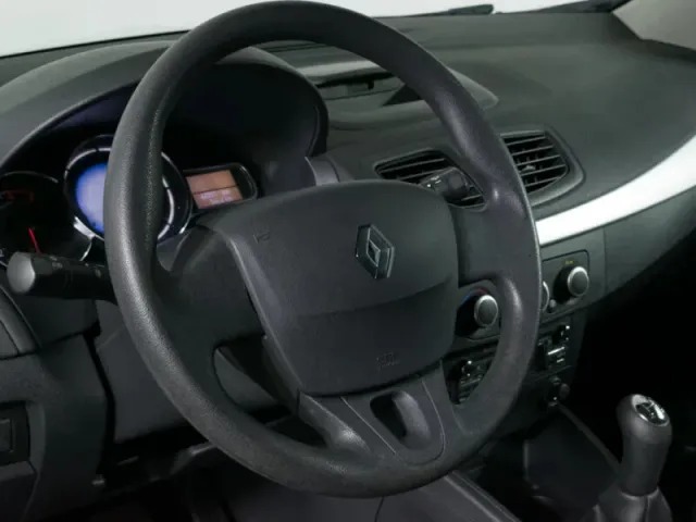 Renault Megane, III — фото 16
