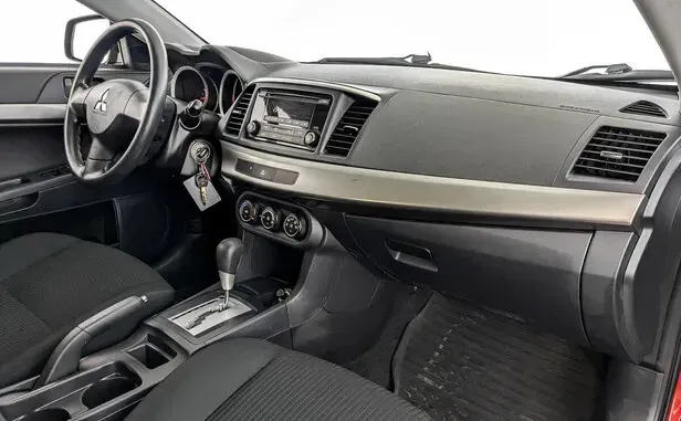 Mitsubishi Lancer, X Рестайлинг — фото 5