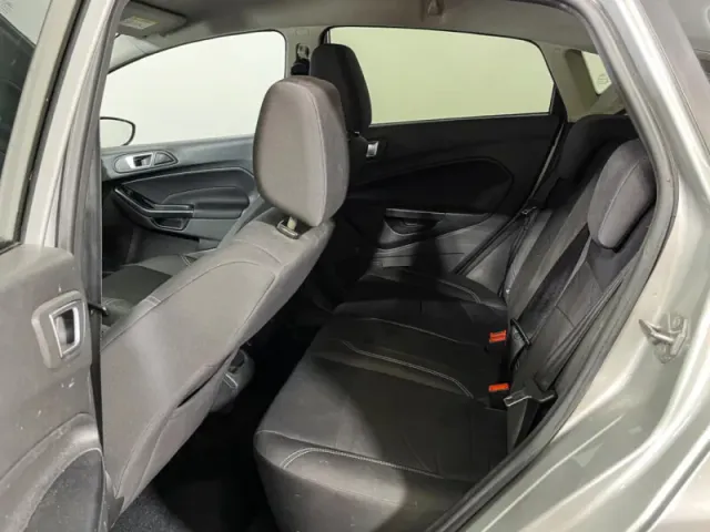 Ford Fiesta, Mk6 Рестайлинг — фото 10