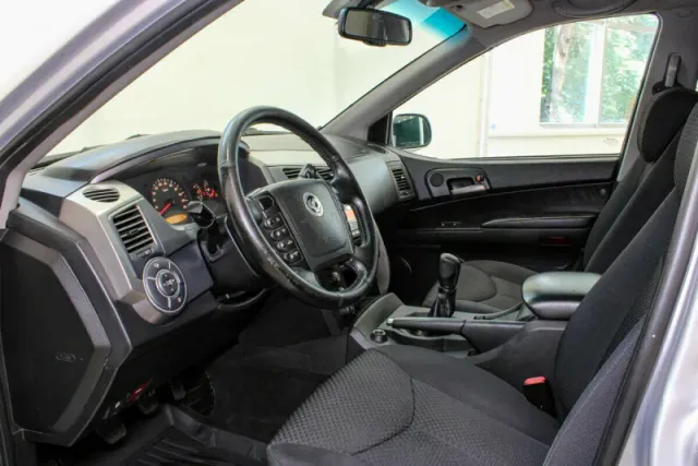 SsangYong Kyron, I Рестайлинг — фото 5