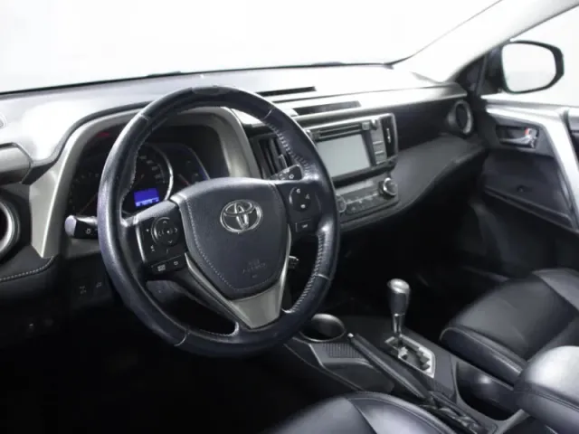 Toyota RAV4, IV (XA40) — фото 15