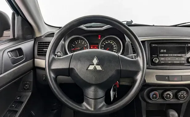 Mitsubishi Lancer, X Рестайлинг — фото 9