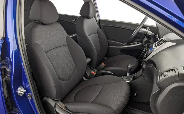 Hyundai Solaris, I — фото 10