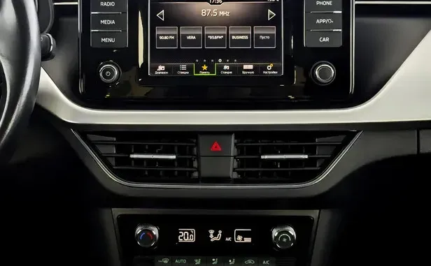 Skoda Rapid, II — фото 18