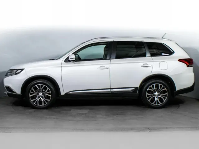 Mitsubishi Outlander, III Рестайлинг 2 — фото 8