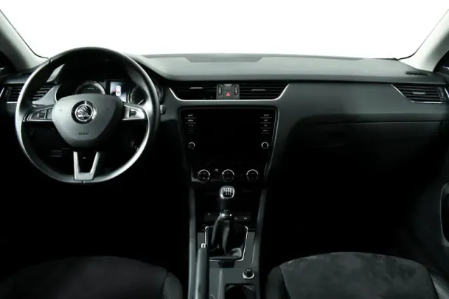 Skoda Octavia, III (A7) Рестайлинг — фото 11