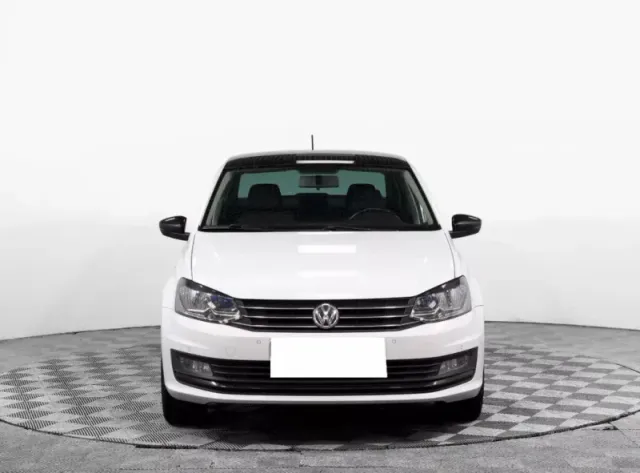 Volkswagen Polo, V Рестайлинг — фото 2