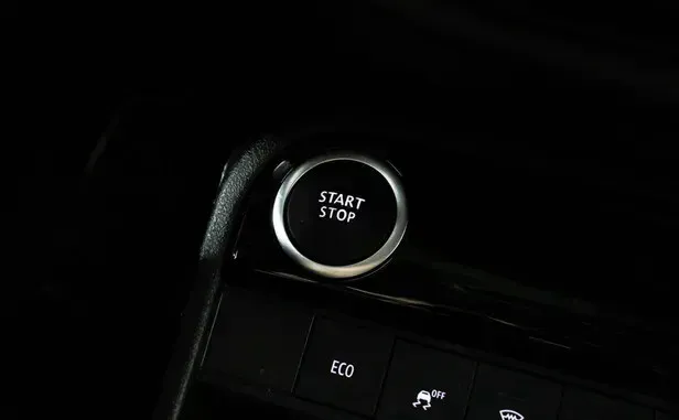 Renault Kaptur, I Рестайлинг — фото 8