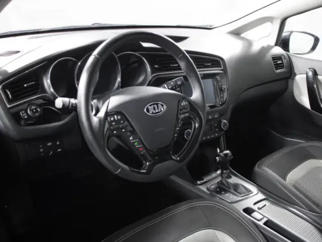 Kia Ceed, II Рестайлинг — фото 14