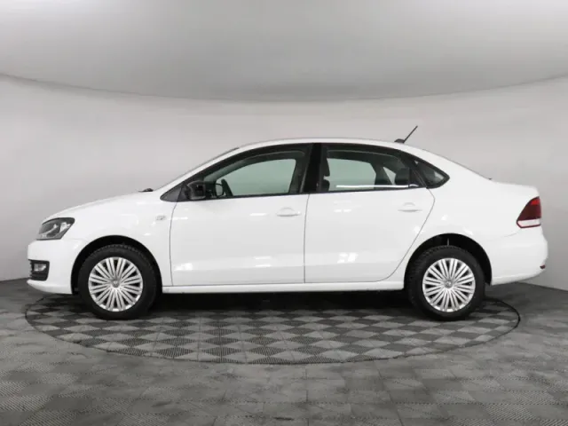 Volkswagen Polo, V Рестайлинг — фото 8