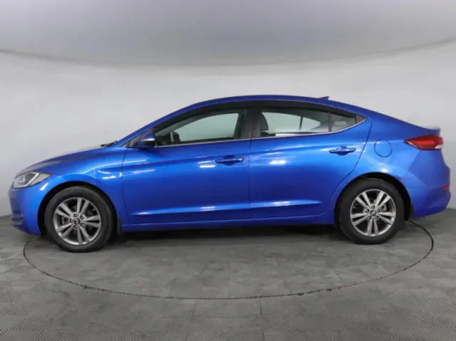 Hyundai Elantra, VI (AD) — фото 8
