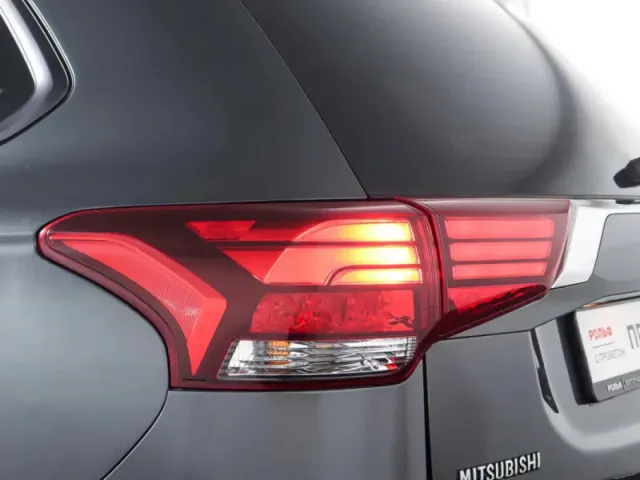 Mitsubishi Outlander, III Рестайлинг 2 — фото 23