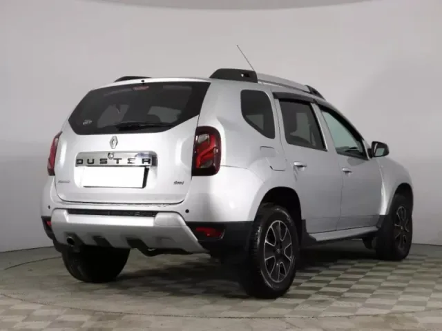 Renault Duster, I Рестайлинг — фото 5