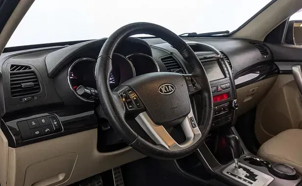 Kia Sorento, II — фото 8