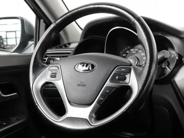Kia Rio, III Рестайлинг — фото 16