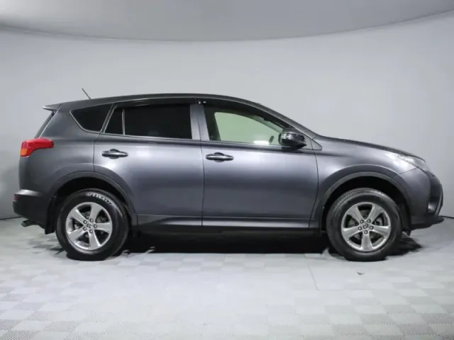 Toyota RAV4, IV (XA40) — фото 4