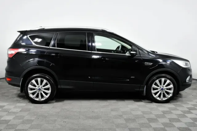 Ford Kuga, II Рестайлинг — фото 4