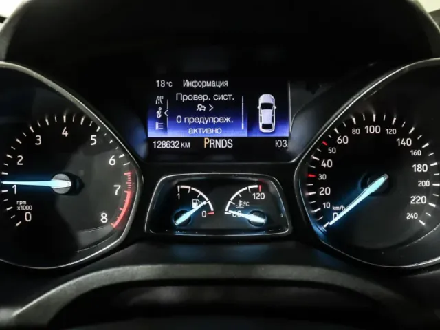 Ford Kuga, II Рестайлинг — фото 15