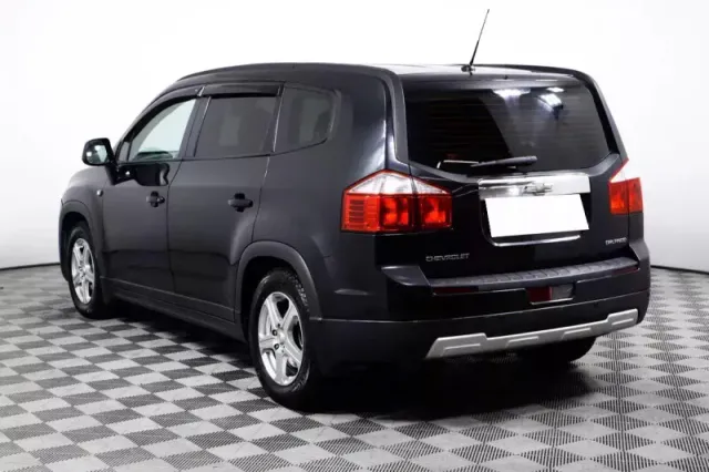 Chevrolet Orlando — фото 7
