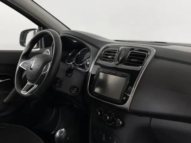 Renault Logan, II Рестайлинг — фото 12