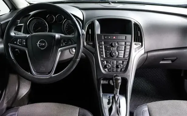 Opel Astra, J Рестайлинг — фото 5