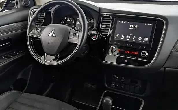 Mitsubishi Outlander, III Рестайлинг 3 — фото 14