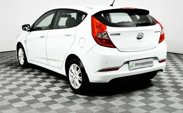 Hyundai Solaris, I Рестайлинг — фото 4