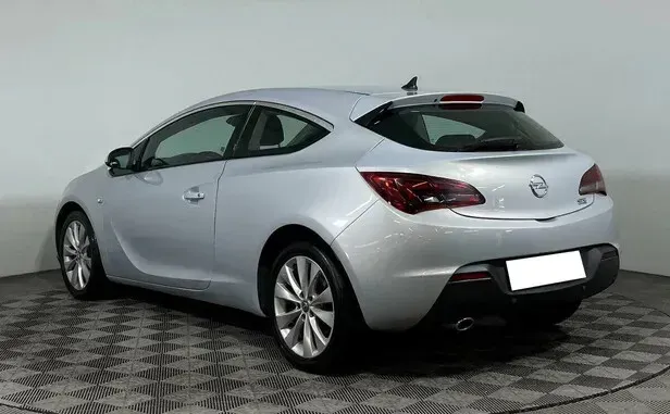 Opel Astra, J Рестайлинг — фото 4