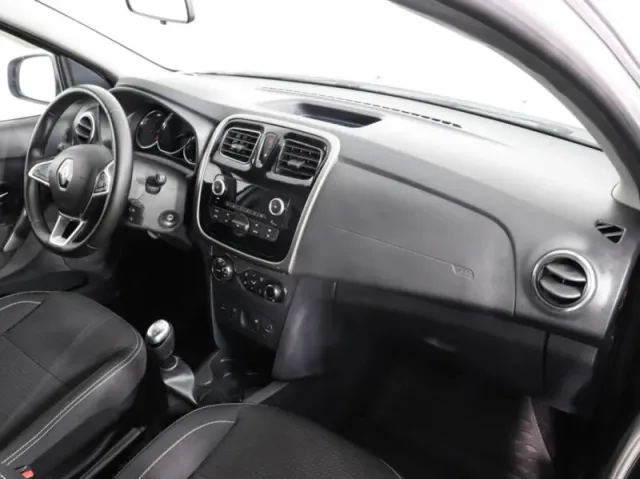 Renault Logan, II Рестайлинг — фото 10